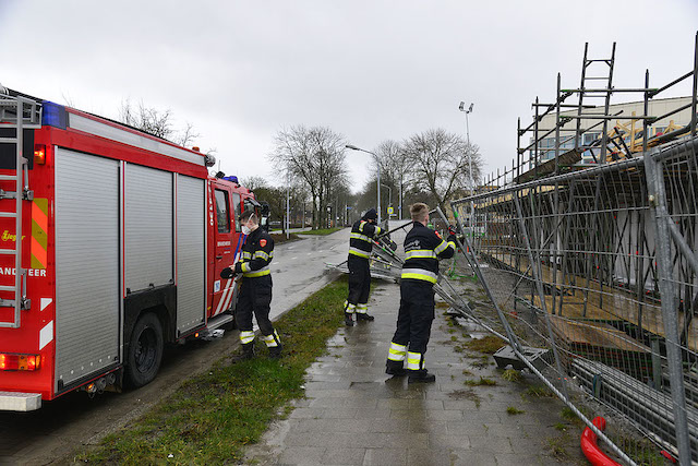 2022/26/20220206-09u46_gb_001_stormschade_kam_onneslaan.jpg